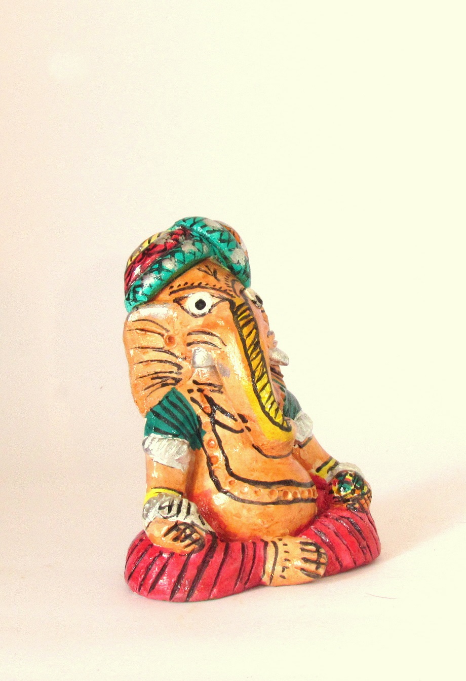 Handcarved & Handpainted Clay Ganapati 9